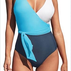 Cupshe Women's Blue Color Block One Piece Swimsuit Plunging Knotted Monokini